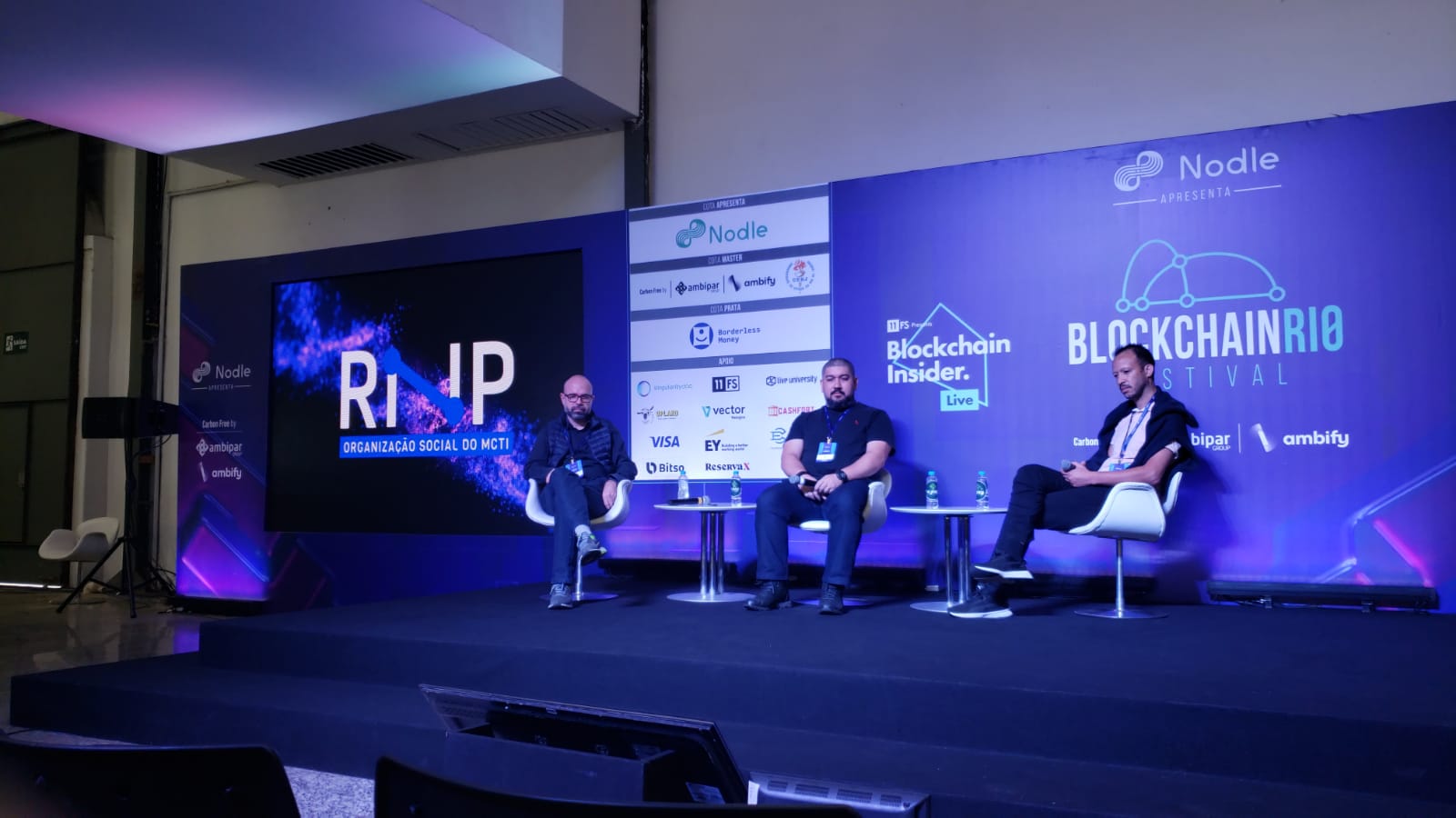 Palestra sobre oportunidades em P&D no Blockchain Rio Festival