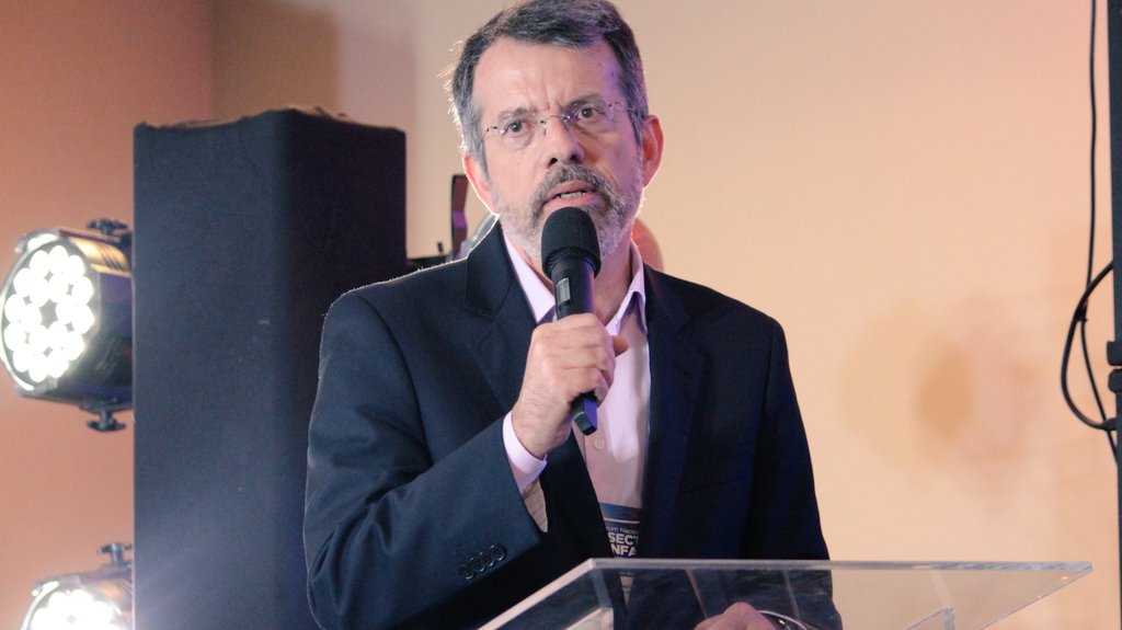 O diretor da RNP, Nelson Simões, participou do Fórum Nacional Consecti & Confap, em São Luís/MA