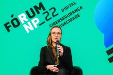 Miriam Wimmer fala no 2° dia do Forum RNP